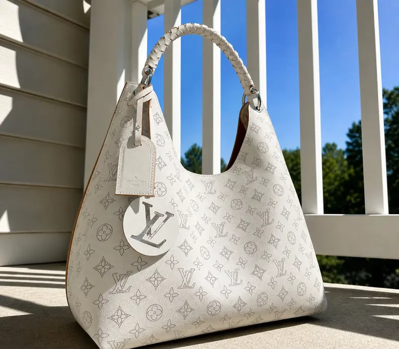 Monogram Mahina Carmel Hobo Bag M57572 photo review