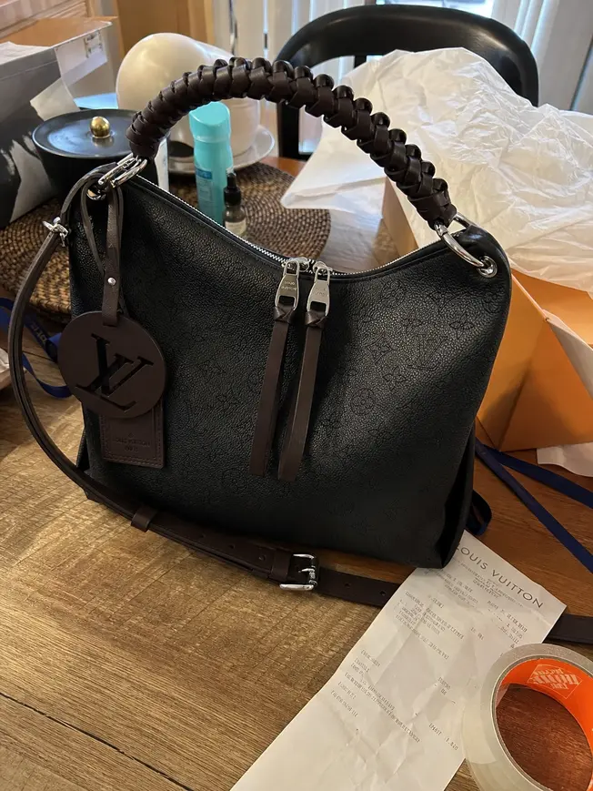 Mahina Beaubourg Hobo MM M56073 photo review