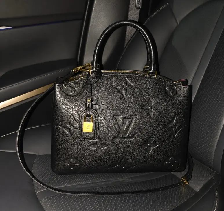 Monogram Empreinte Grand Palais Tote M45811 photo review