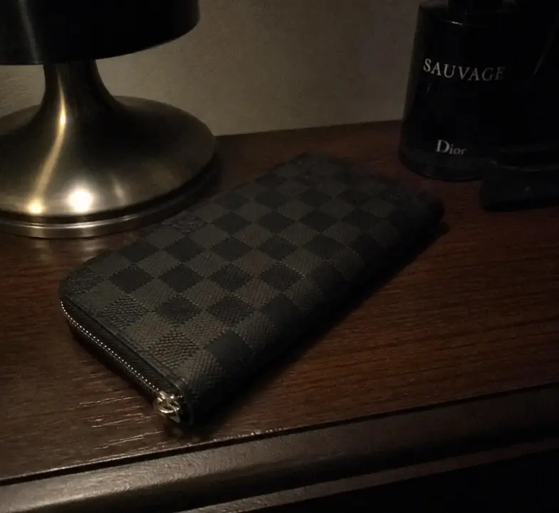 Damier Infini Zippy Wallet N63548 photo review