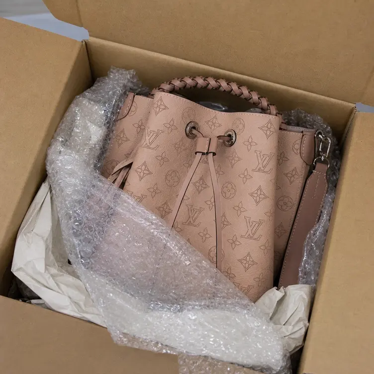 Monogram Motif Muria Bucket Bag M55801 photo review