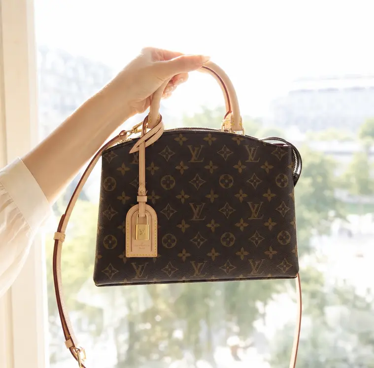 Monogram Petit Palais Tote M45900 photo review