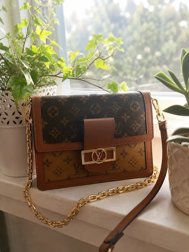Monogram Reverse Canvas Dauphine MM M44391 photo review