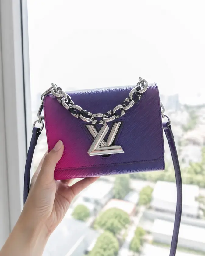 Epi Twist PM Handbag M59896 photo review