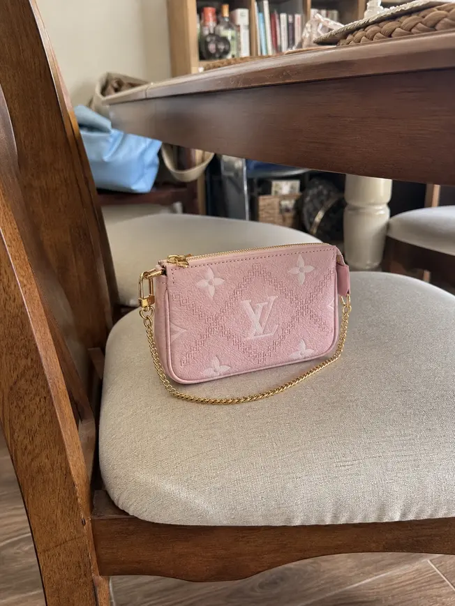 Monogram Empreinte Broderies Mini Pochette Accessoires M81140 photo review