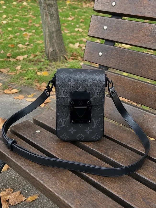 Monogram Macassar S-Lock Vertical Wearable Wallet-Black M81522-Black photo review