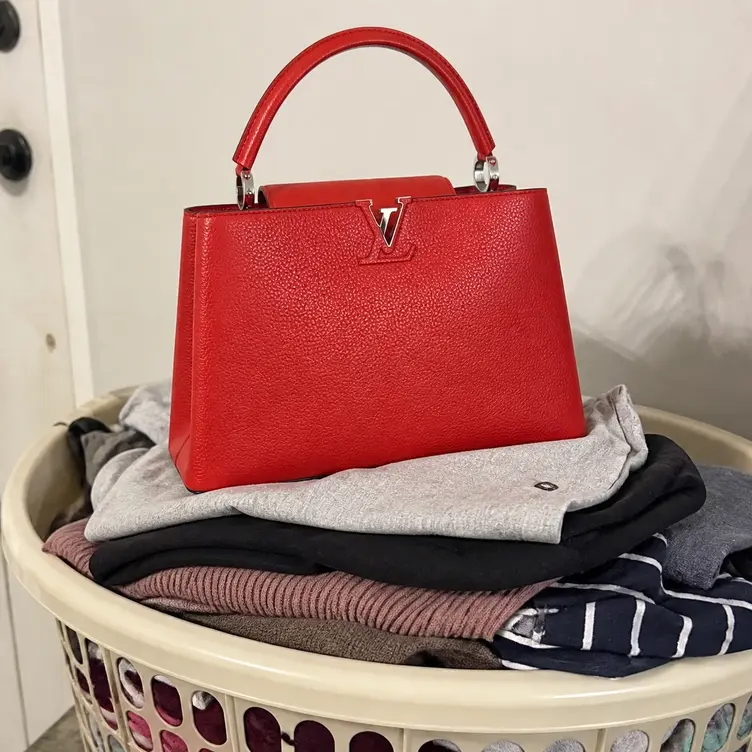 Capucines MM Handbag-Red M94631 photo review