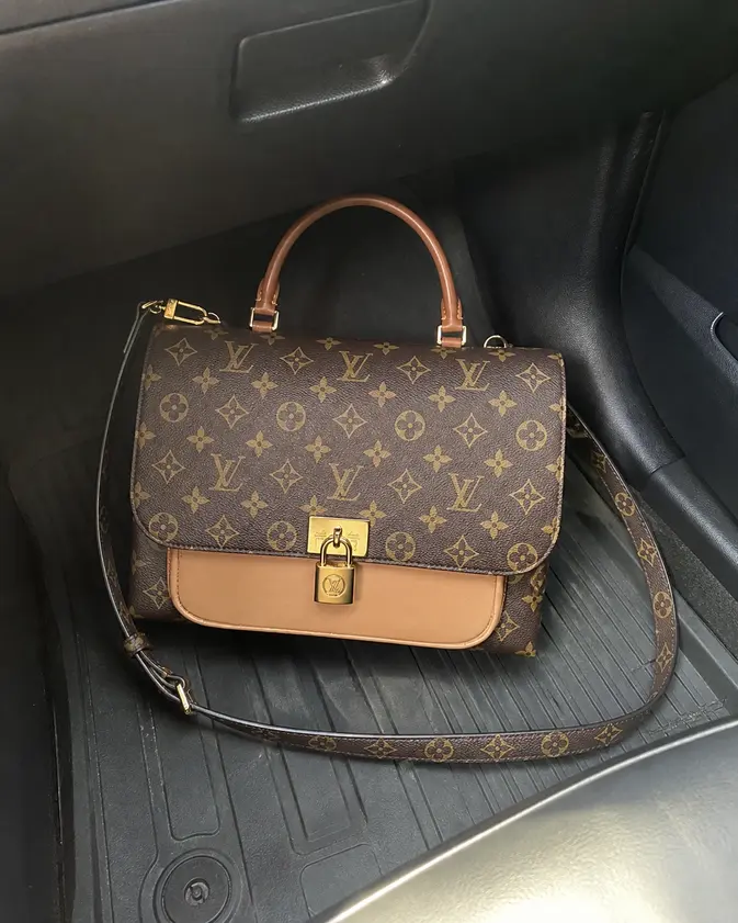 2019 Monogram Marignan Messenger-Sesame M44257 photo review