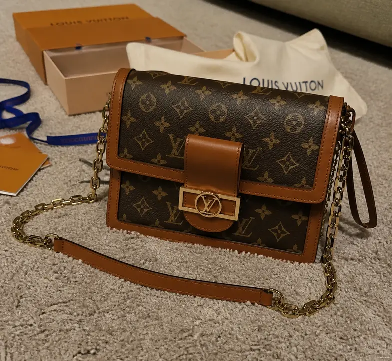 2018 Premium Monogram Canvas Pochette Metis Bag M43599 photo review