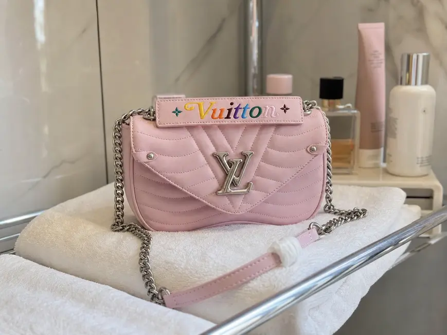 2018 Premium New Wave Chain Bag MM-Smoothie Pink M51944 photo review