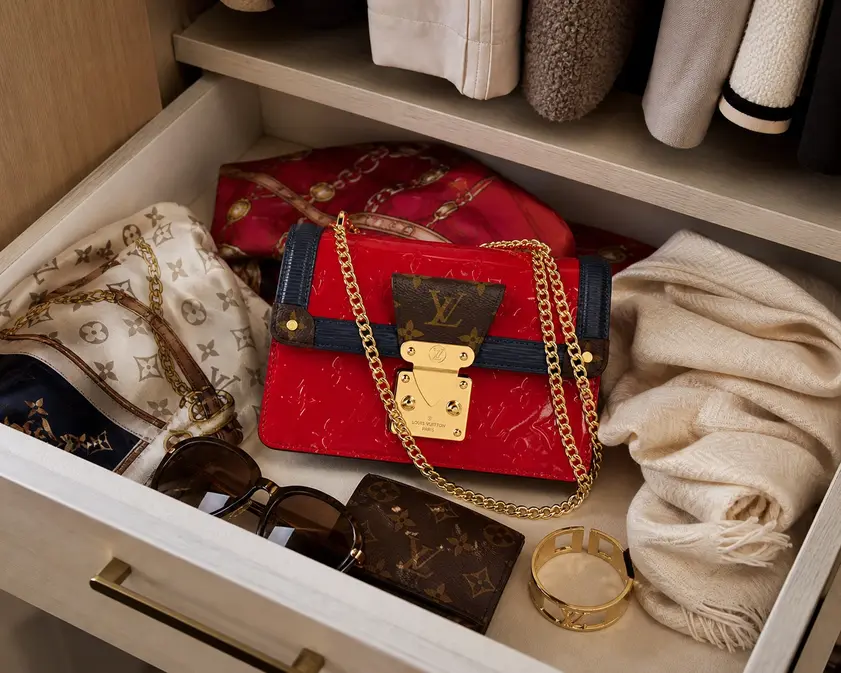 LV Wynwood Chain Bag-Scarlet Red M90517 photo review
