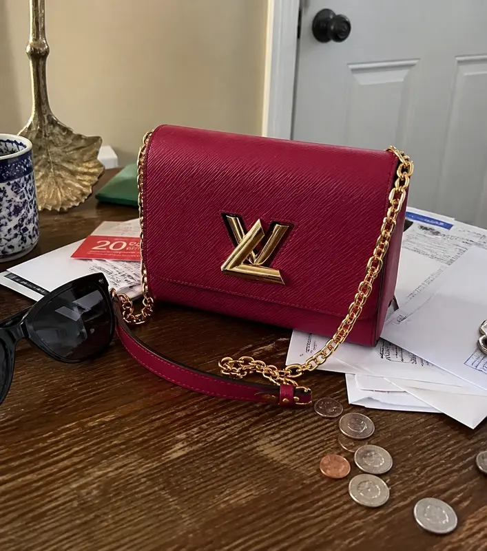 2019 Epi Leather Twist MM-Fuchsia HL-M50276 photo review