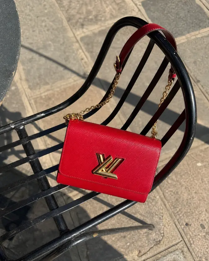 2019 Epi Leather Twist MM-Red HL-M50275 photo review