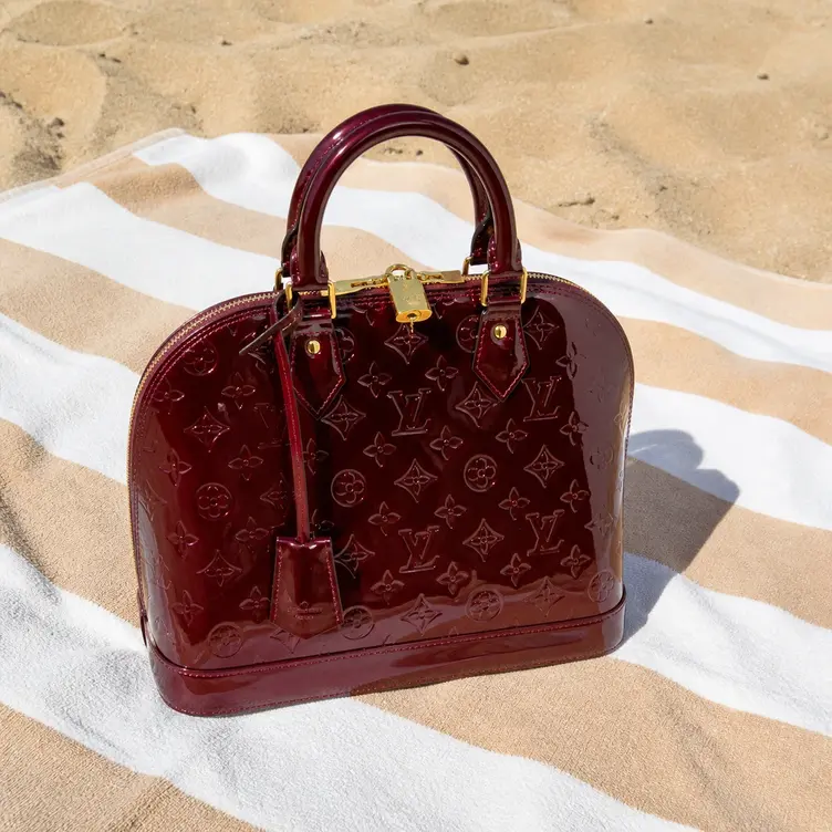 2015 Monogram Vernis Alma PM-Griotte M91611 photo review
