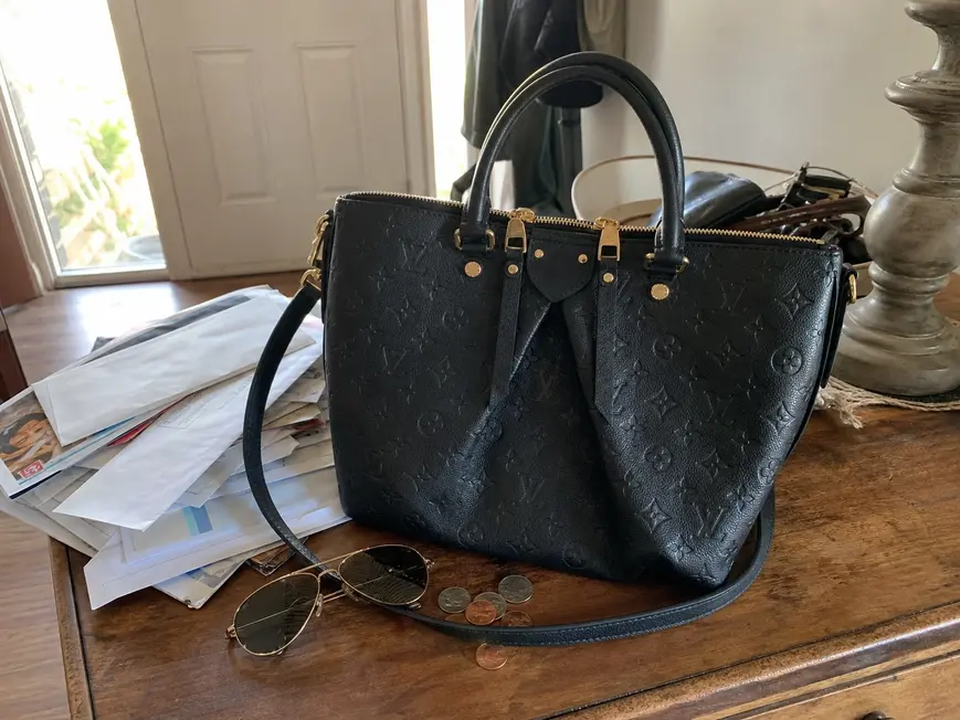2015 Mazarine Monogram Empreinte Handbag-Noir M50643 photo review