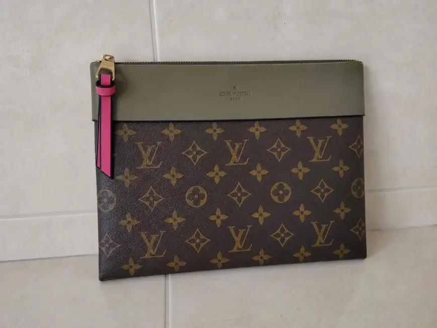 2017 Premium Monogram Pochette Tuileries-3 Colors M64034 photo review