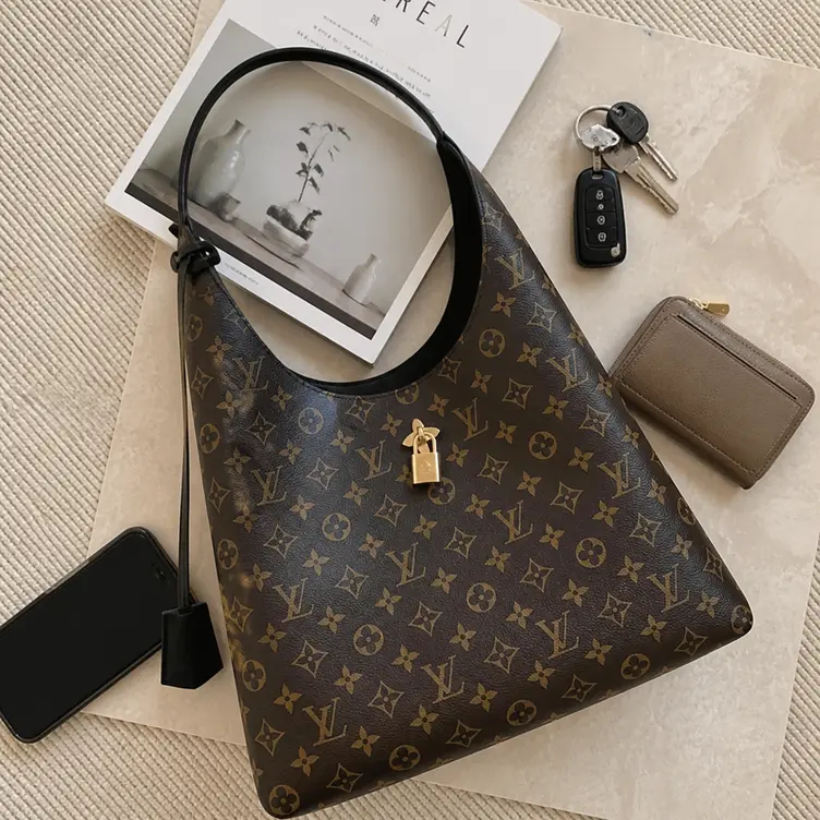 2018 Premium Flower Monogram Hobo handbag-Black M43545 photo review
