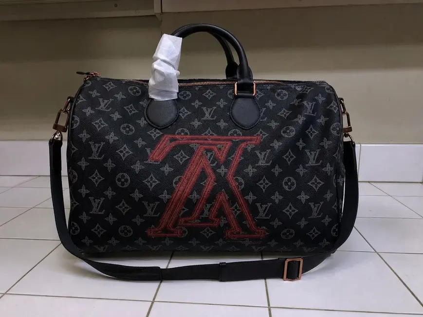 2018 LV Signature Premium Speedy Bandouliere 40 M43697 photo review