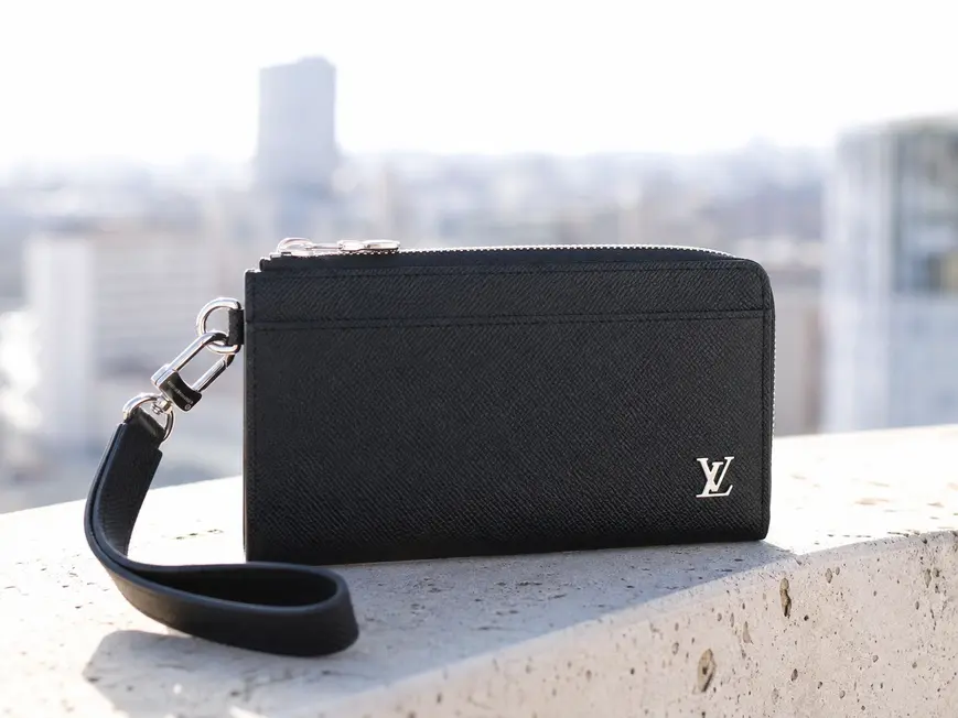 Summer 2021 Taiga Zippy Dragonne Wallet M69409 photo review
