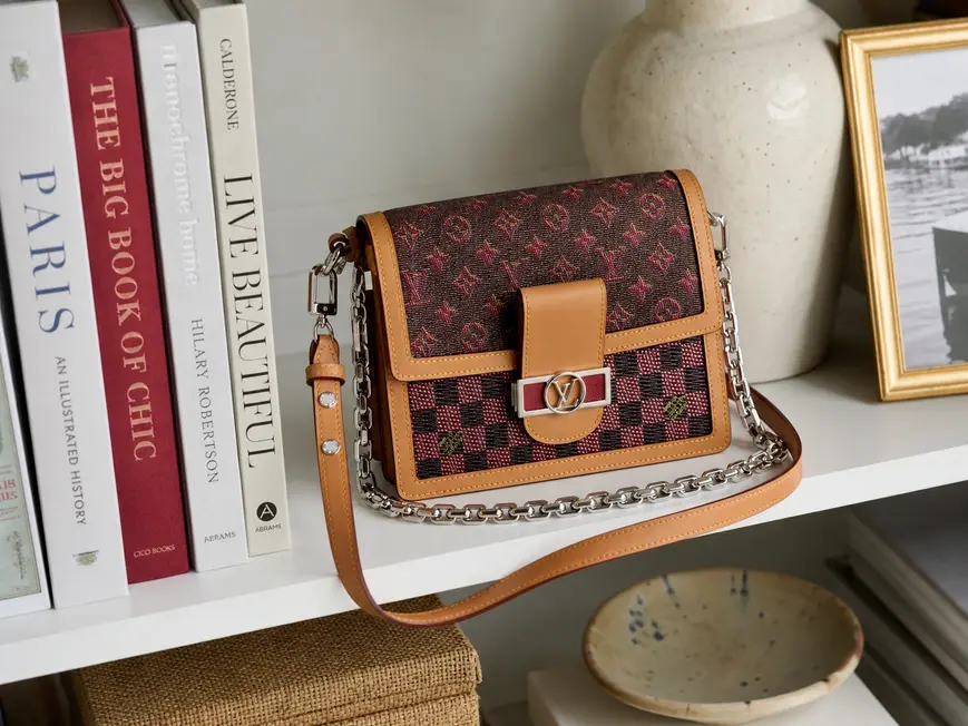 2019 Monogram LV Pop Mini Dauphine M55455 photo review
