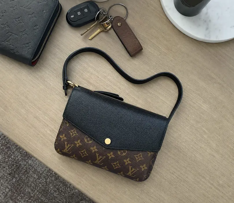 Monogram Canvas Twinset Cross-body Bag-Noir M50185-3 photo review