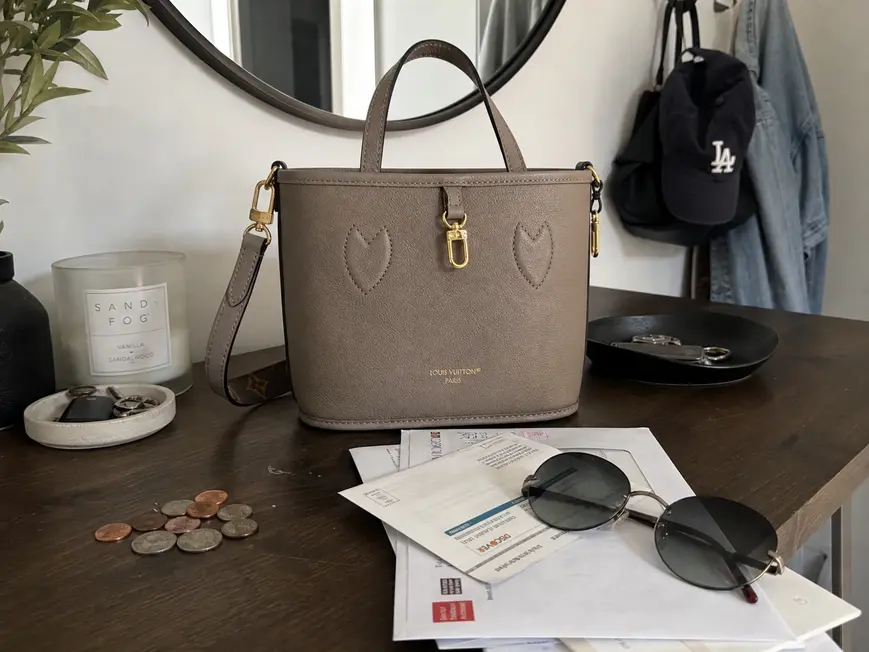 Neverfull Bandouliere Inside Out BB M12109 photo review