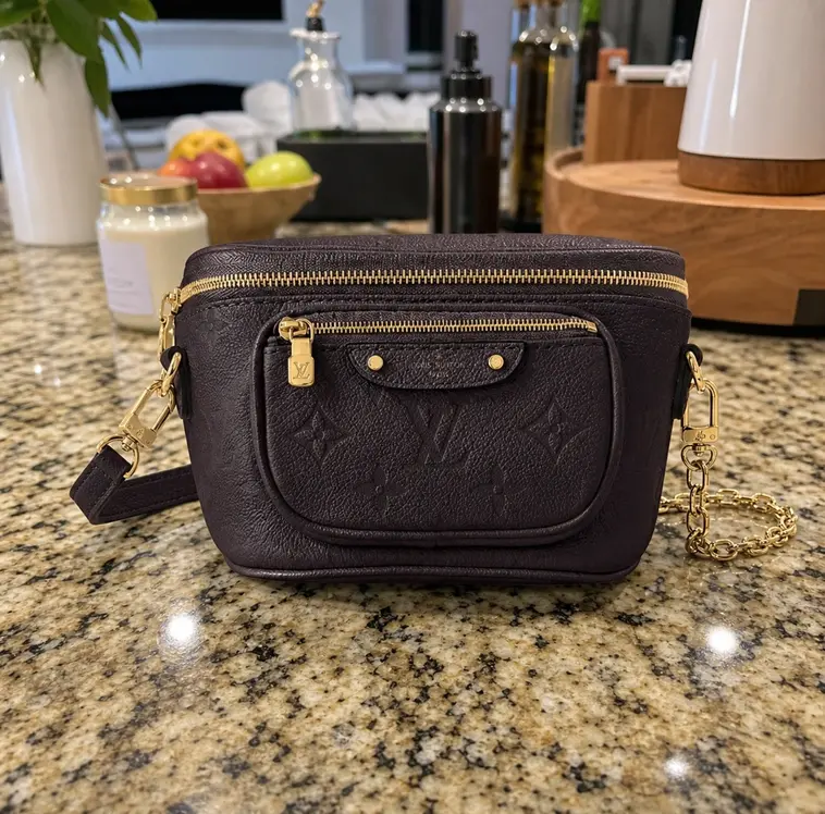 Mini Bumbag M13827 photo review