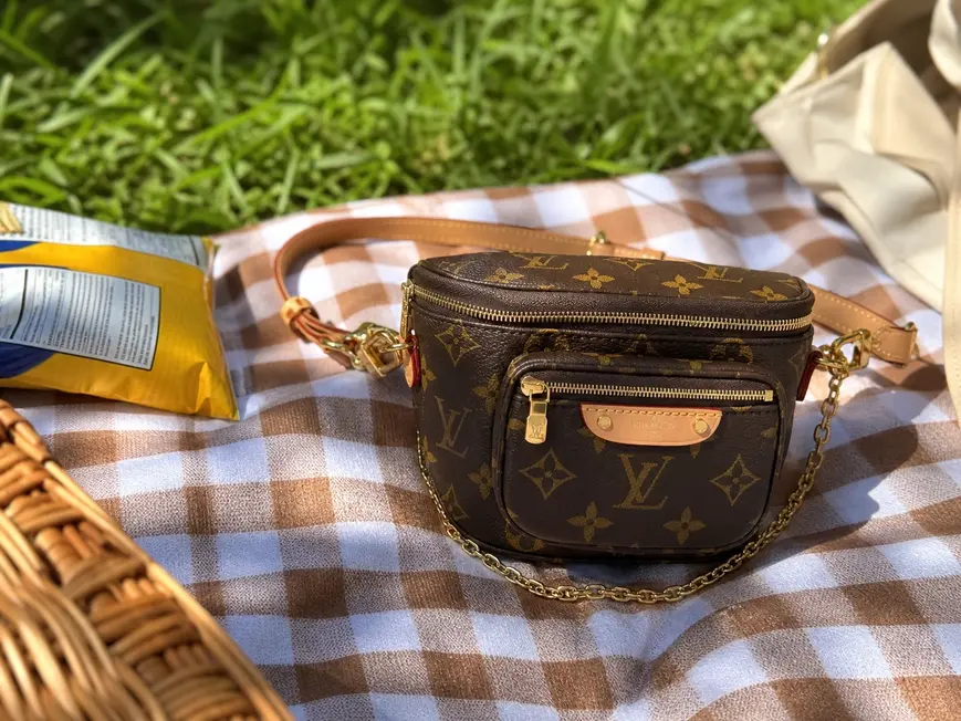 Mini Bumbag M82335 photo review