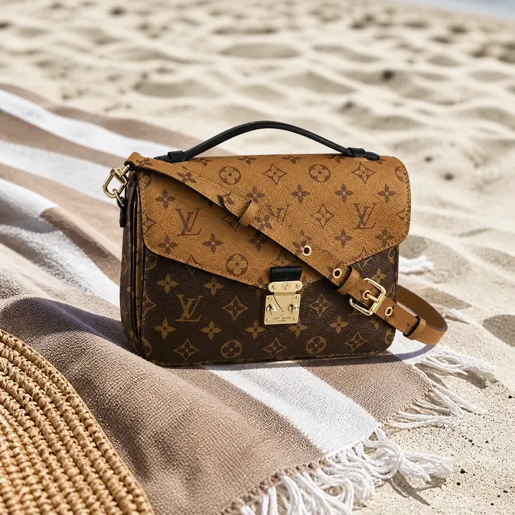 Pochette Metis M44876 photo review