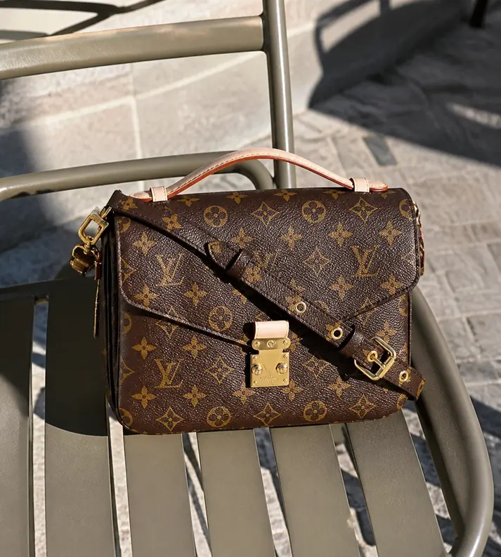 Pochette Metis M44875 photo review