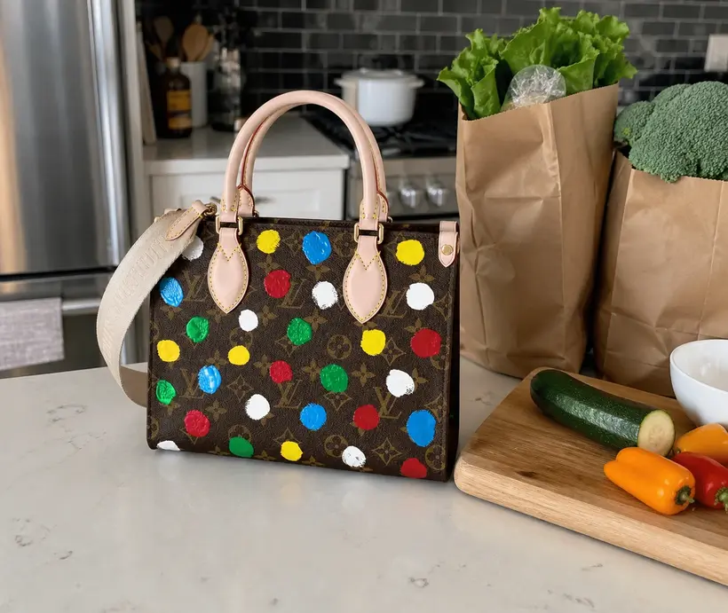 x Yayoi Kusama LV X YK ONTHEGO PM BAG M46380 photo review