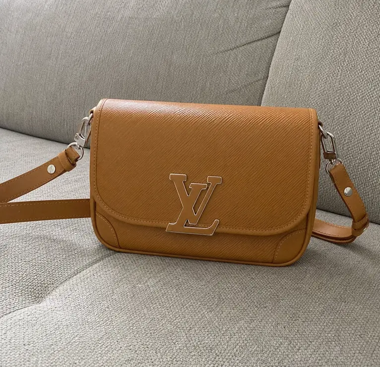 Epi Buci Crossbody Bag M59459 photo review