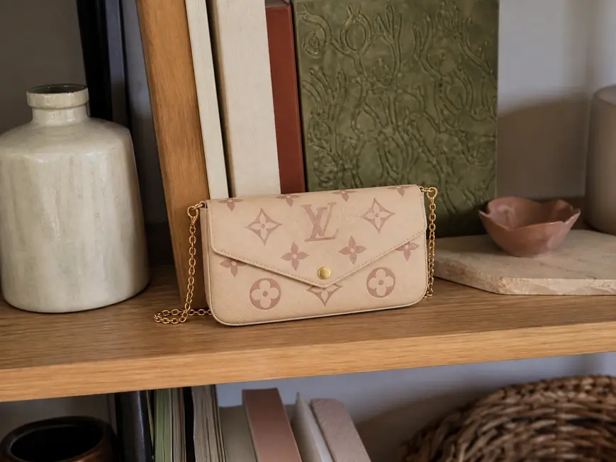 Monogram Empreinte Felicie Pochette M82047 photo review