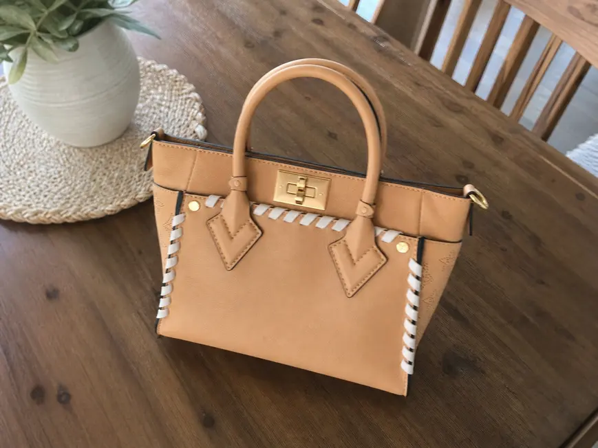 Monogram Flowers On My Side MM Bag M21586 photo review
