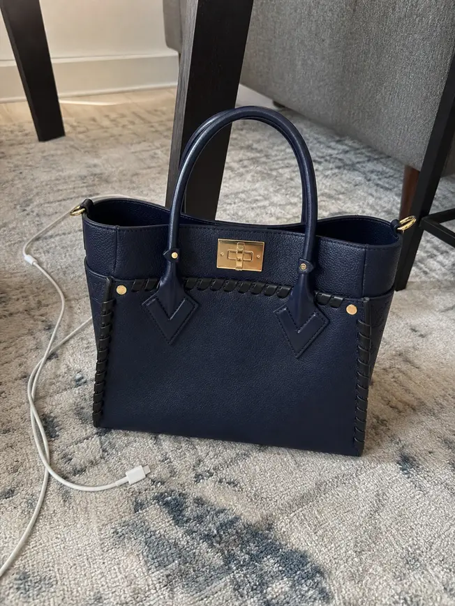 Monogram Flowers On My Side PM Bag M21568 photo review
