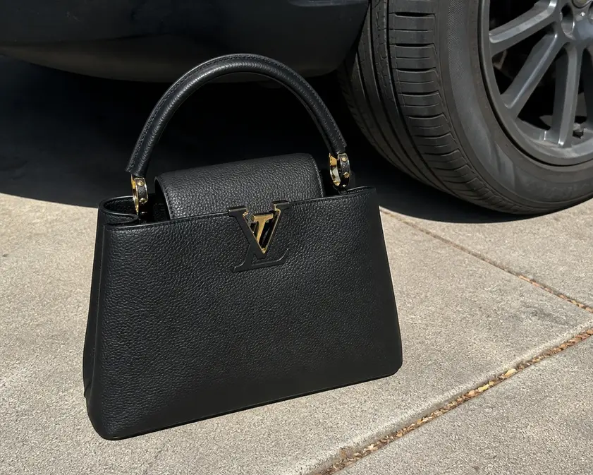Taurillon Capucines MM M42259 photo review