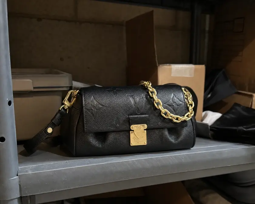 Monogram Favorite Bag M45813 photo review
