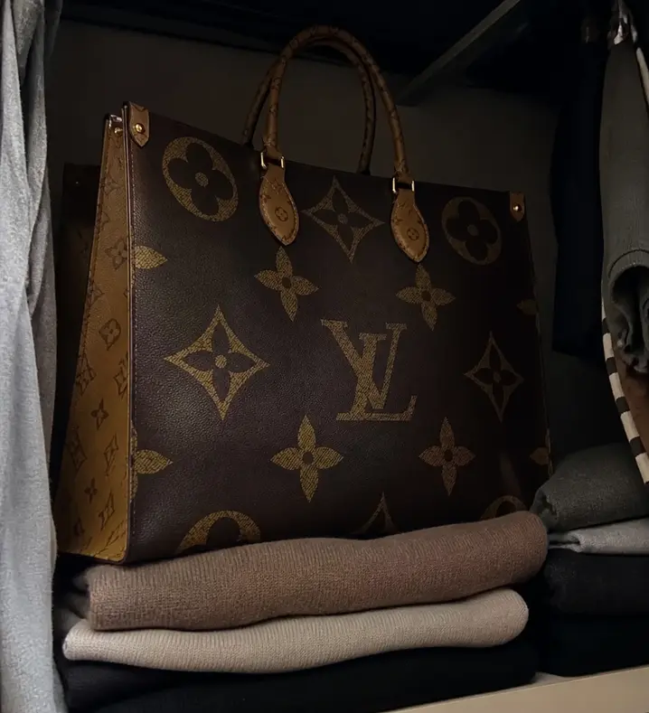 2019 Monogram Giant Onthego Tote Bag M44576 photo review