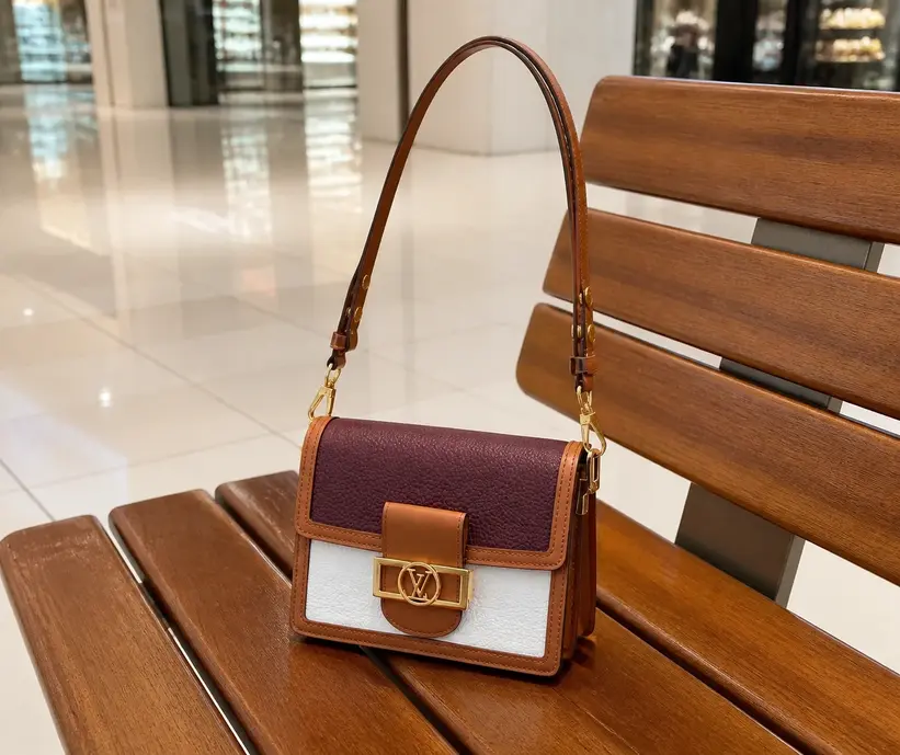 2019 Mini Dauphine Blackberry / Snow M53806 photo review