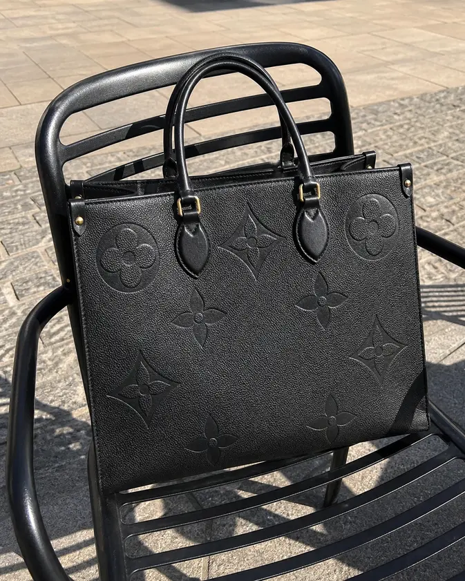 2020 Monogram Empreinte Giant Onthego GM-Black M44925 photo review