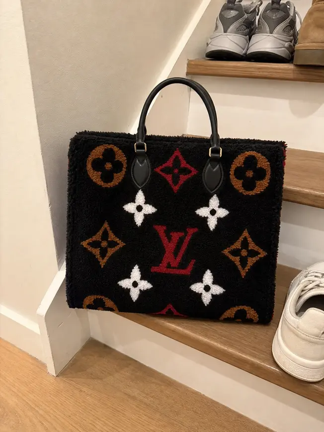 2020 Monogram LV Teddy Onthego GM-Black M55421 photo review