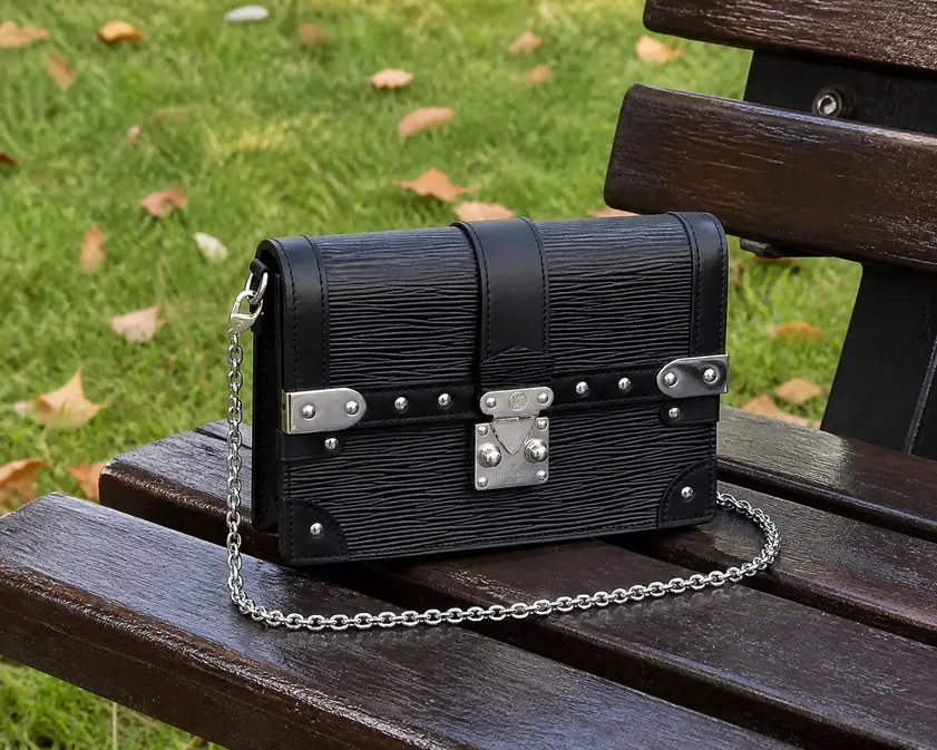 2020 Epi Cowhide Trunk Chain Wallet-Black M67507 photo review