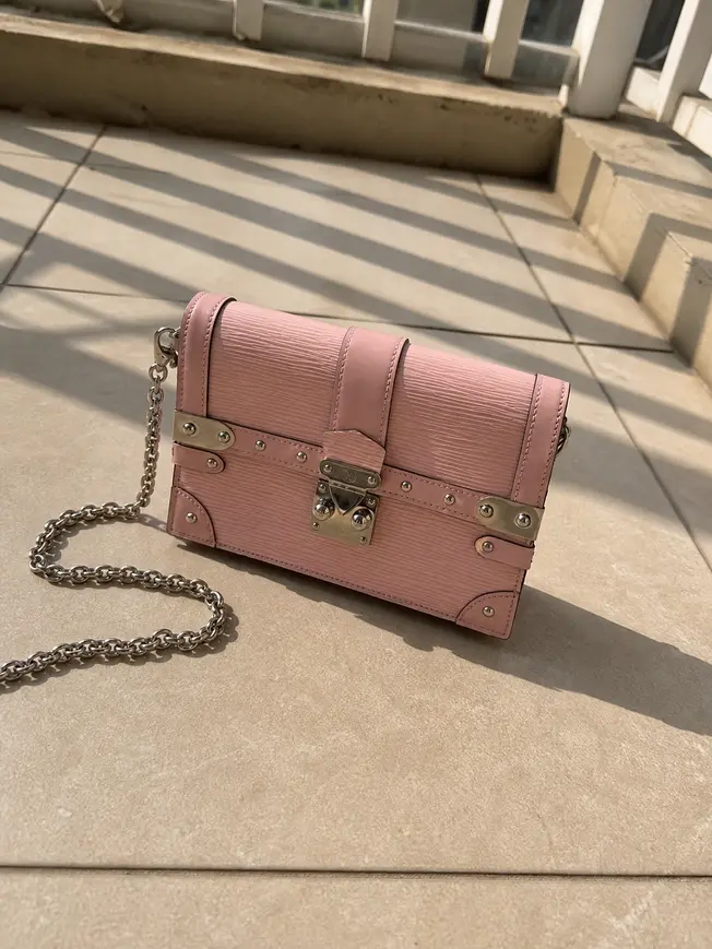 2020 Epi Cowhide Trunk Chain Wallet-Pink M67508 photo review