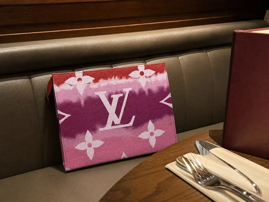 Monogram Canvas LV Escale Poche Toilette 26-Red M69137-Red photo review