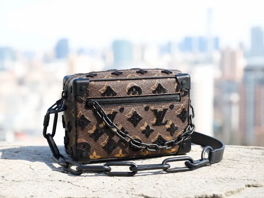 Monogram Motif Mini Soft Trunk M68970 photo review