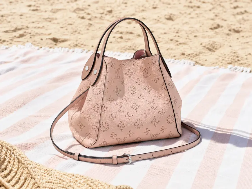 Mahina Leather Hina PM-Magnolia Pink M54353 photo review