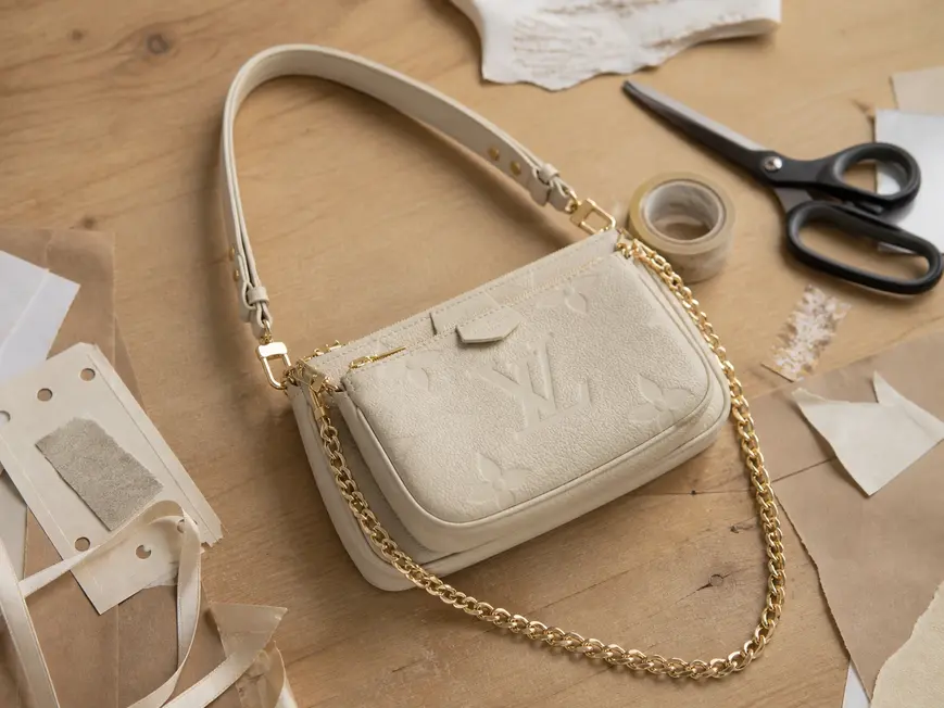 Monogram Empreinte Multi Pochette Accessoires-Cream M80447 photo review