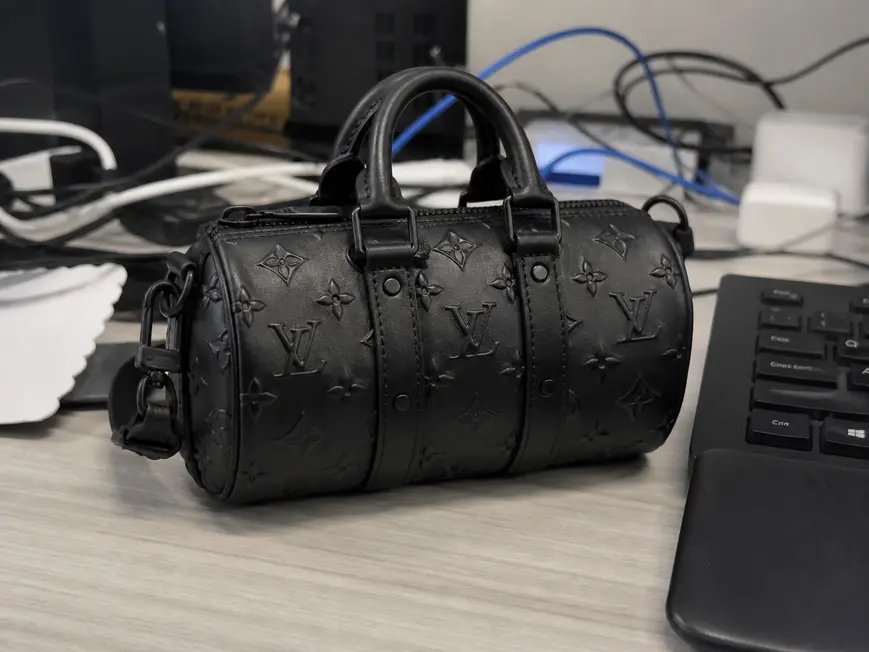 Monogram Seal Keepall XS-Black M57960 photo review
