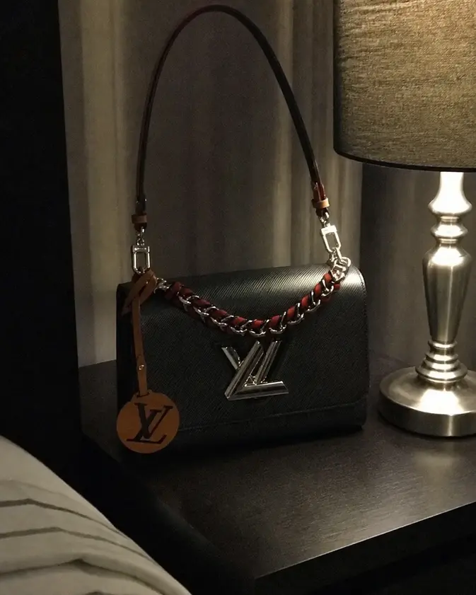 Fall-Winter 2018 Twist MM-Epi leather M52503 photo review