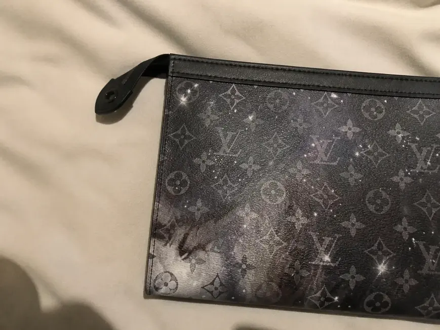 2019 Monogram Galaxy Pochette Voyage MM M44448 photo review